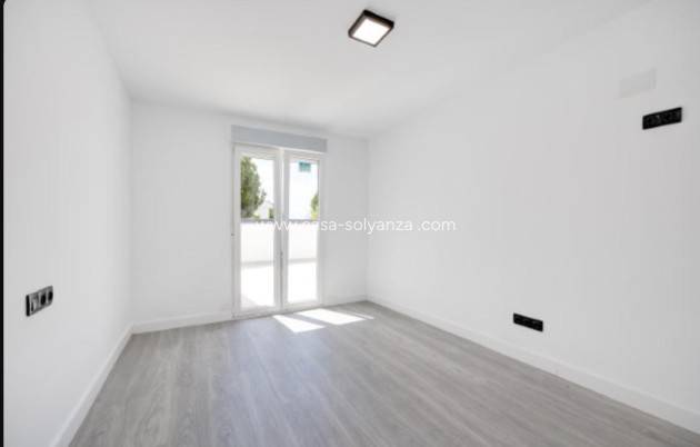 Reventa - Villa - Torrevieja - La Siesta