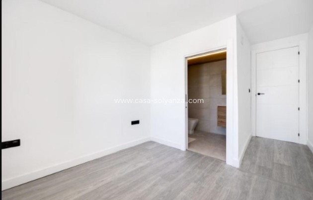 Reventa - Villa - Torrevieja - La Siesta