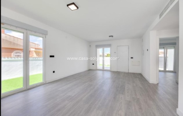 Reventa - Villa - Torrevieja - La Siesta