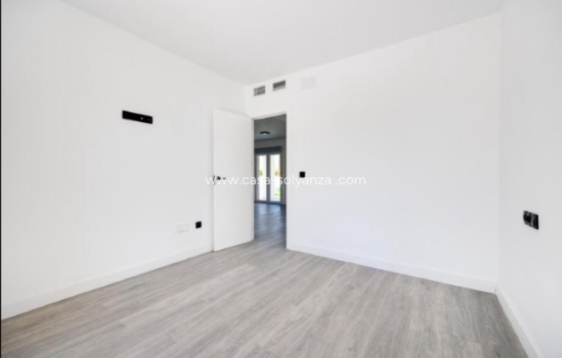 Reventa - Villa - Torrevieja - La Siesta