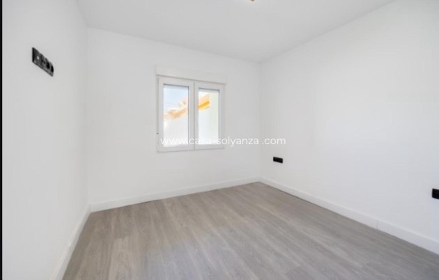 Reventa - Villa - Torrevieja - La Siesta