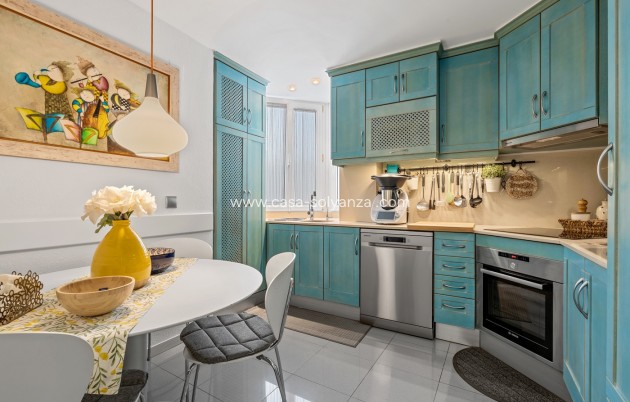 Resale - Apartment / flat - Torrevieja