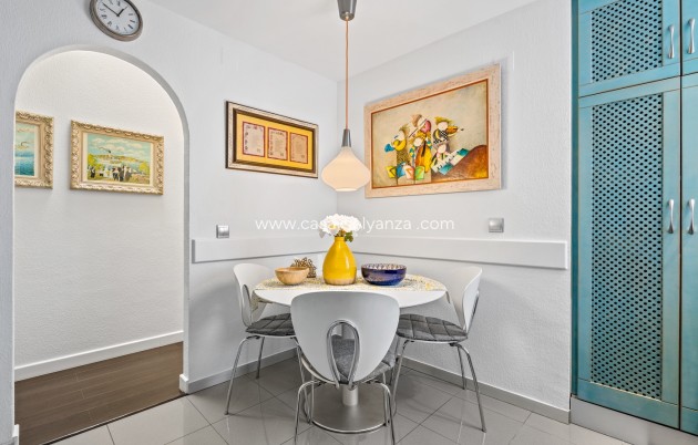 Resale - Apartment / flat - Torrevieja