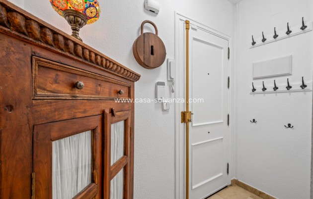 Resale - Apartment / flat - Torrevieja