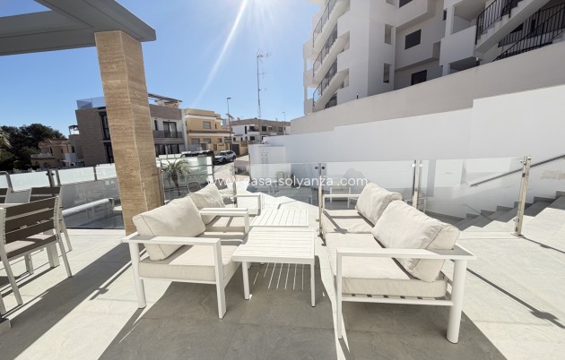 Reventa - Villa - Villamartin - Villamartín