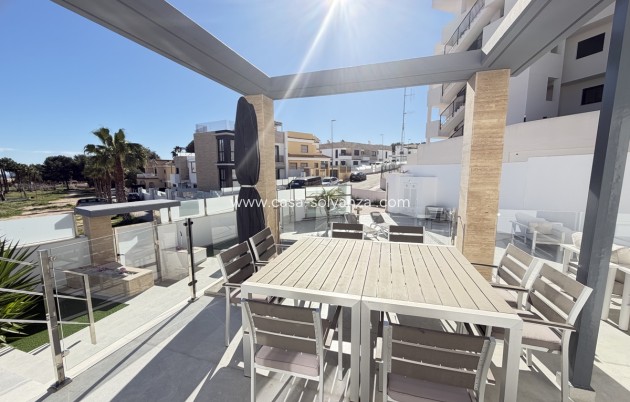 Reventa - Villa - Villamartin - Villamartín