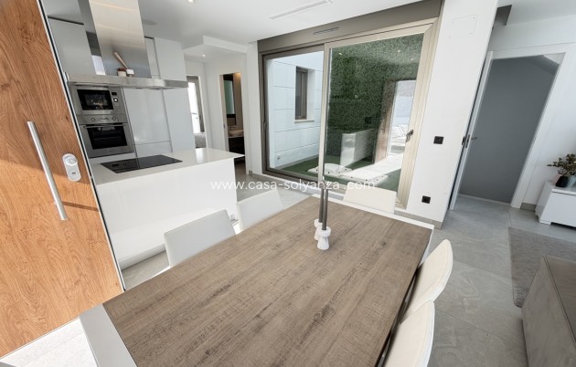 Reventa - Villa - Villamartin - Villamartín