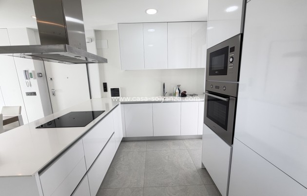 Reventa - Villa - Villamartin - Villamartín