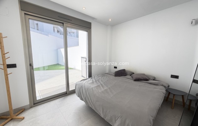 Reventa - Villa - Villamartin - Villamartín