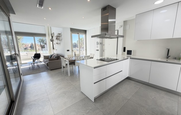 Reventa - Villa - Villamartin - Villamartín