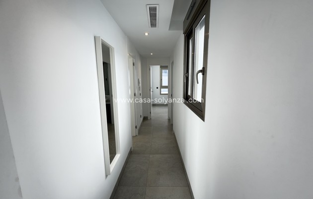 Reventa - Villa - Villamartin - Villamartín