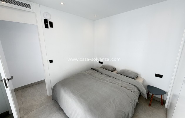 Reventa - Villa - Villamartin - Villamartín