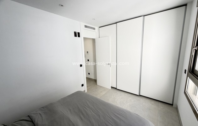 Reventa - Villa - Villamartin - Villamartín