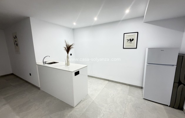 Reventa - Villa - Villamartin - Villamartín