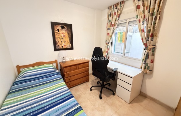 Wiederverkauf - Wohnung - La Zenia