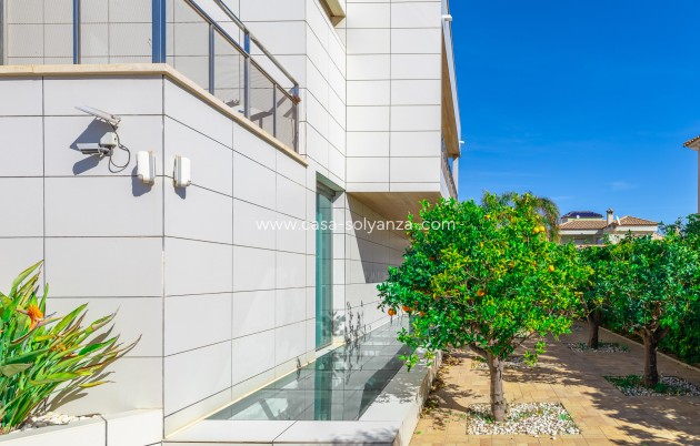 Revente - Villa - Orihuela Costa - La Zenia