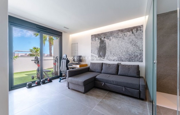 Wiederverkauf - Villa - San Miguel de Salinas