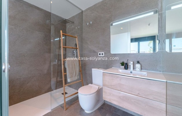 Wiederverkauf - Villa - San Miguel de Salinas