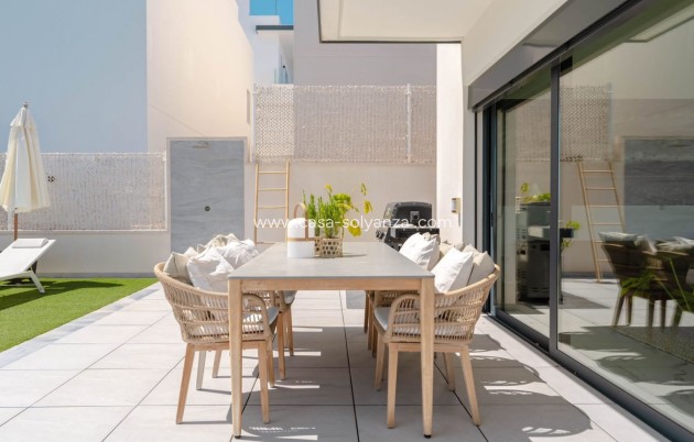 Wiederverkauf - Villa - San Miguel de Salinas