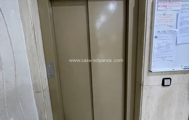 Reventa - Apartamento / piso - Torrevieja - Playa de cura