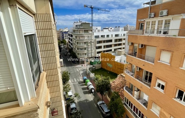 Reventa - Apartamento / piso - Torrevieja - Playa de cura