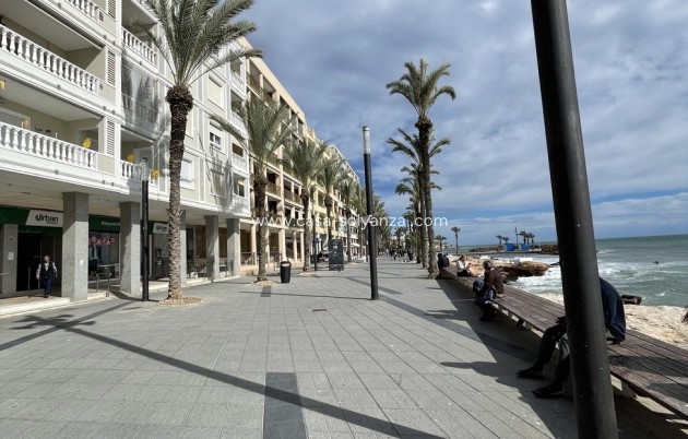 Reventa - Apartamento / piso - Torrevieja - Playa de cura