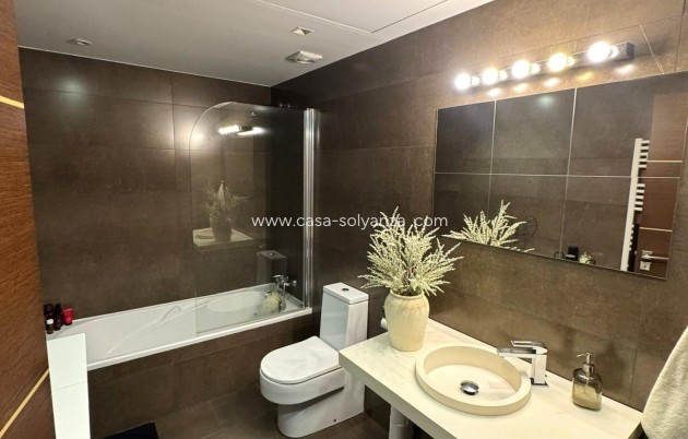 Reventa - Apartamento / piso - Torrevieja - Center