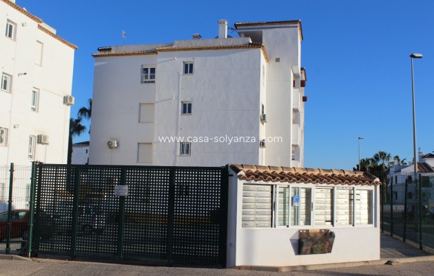 Reventa - Apartamento / piso - Villamartin - Costa Blanca