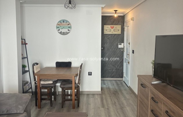 Reventa - Apartamento / piso - Torrevieja - Center
