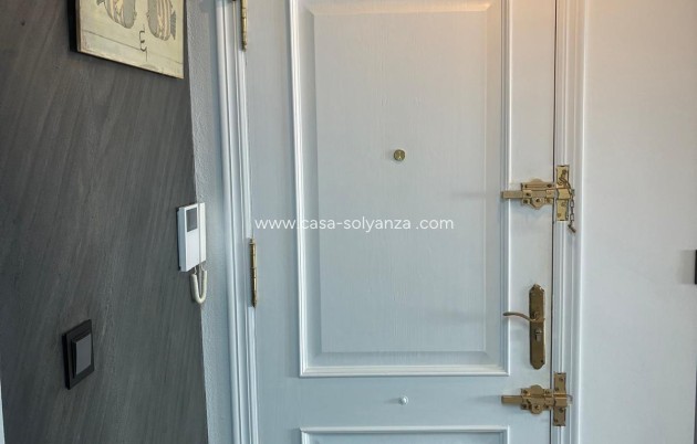 Reventa - Apartamento / piso - Torrevieja - Center