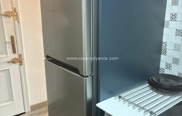 Reventa - Apartamento / piso - Torrevieja - Center