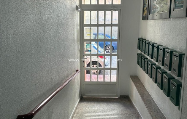 Reventa - Apartamento / piso - Torrevieja - Center