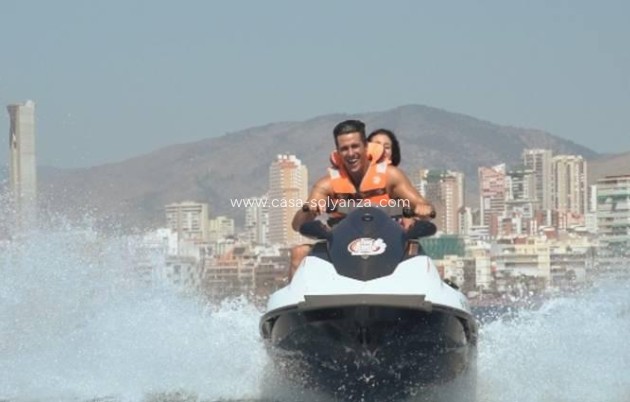 Obra nueva - Villa - Benidorm - Urbanizaciones