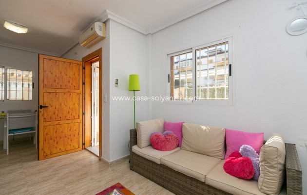 Reventa - Villa - Mil Palmeras - Riomar