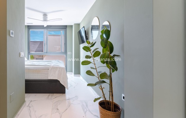 Reventa - Villa - San Miguel de Salinas - Bellavista