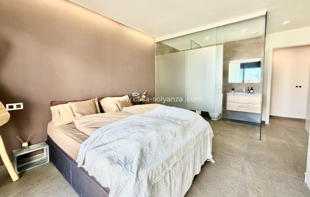 Reventa - Villa - San Miguel de Salinas - Bellavista