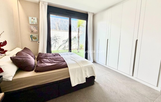 Reventa - Villa - San Miguel de Salinas - Bellavista