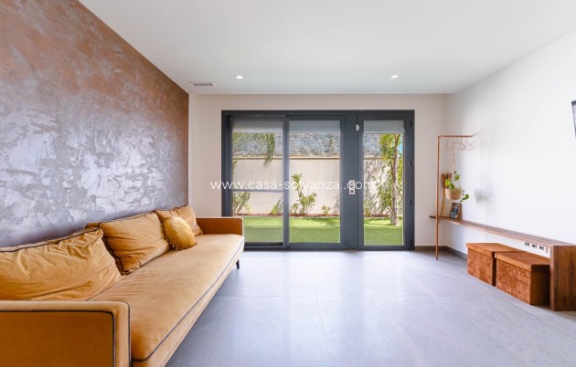 Reventa - Villa - San Miguel de Salinas - Bellavista