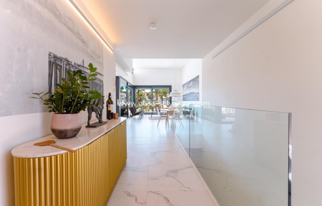 Reventa - Villa - San Miguel de Salinas - Bellavista