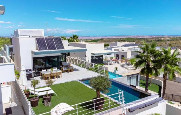 Reventa - Villa - San Miguel de Salinas - Bellavista