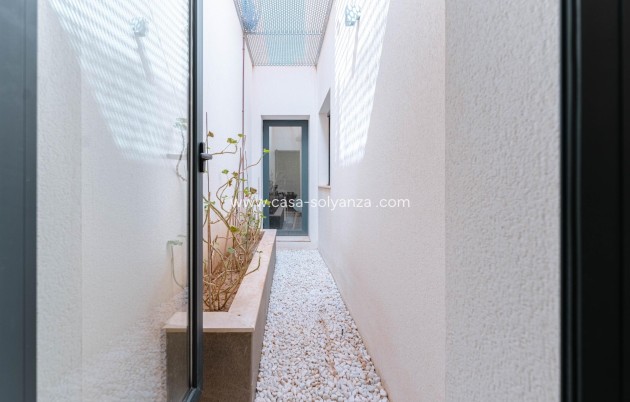 Reventa - Villa - San Miguel de Salinas - Bellavista