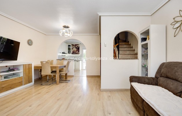 Reventa - Adosado - Torrevieja - Aguas nuevas