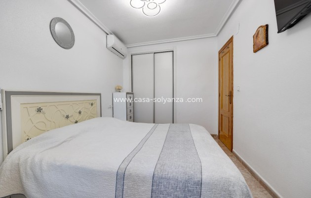 Reventa - Adosado - Torrevieja - Aguas nuevas