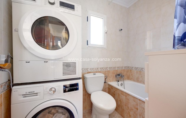 Reventa - Adosado - Torrevieja - Aguas nuevas