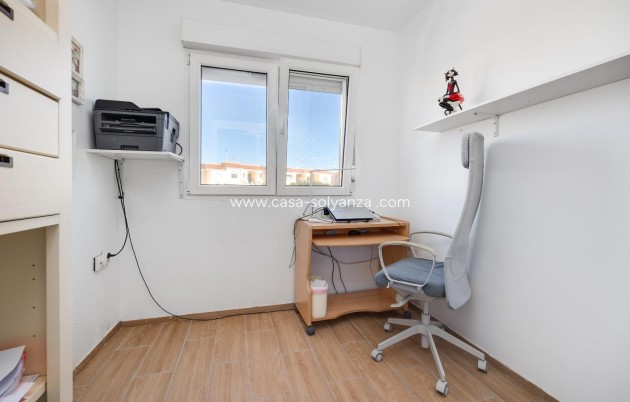 Reventa - Adosado - Torrevieja - Aguas nuevas