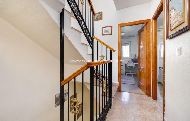 Reventa - Adosado - Torrevieja - Aguas nuevas