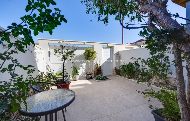 Reventa - Adosado - Torrevieja - Aguas nuevas