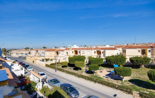 Reventa - Adosado - Torrevieja - Aguas nuevas