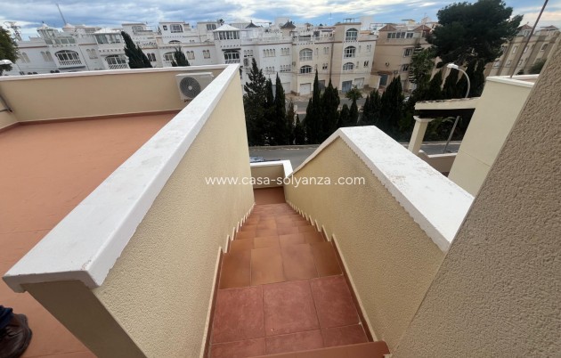 Reventa - Apartamento / piso - San Miguel de Salinas - Las Filipinas