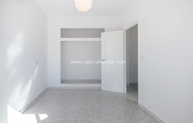 Reventa - Villa - San Miguel de Salinas - Inland